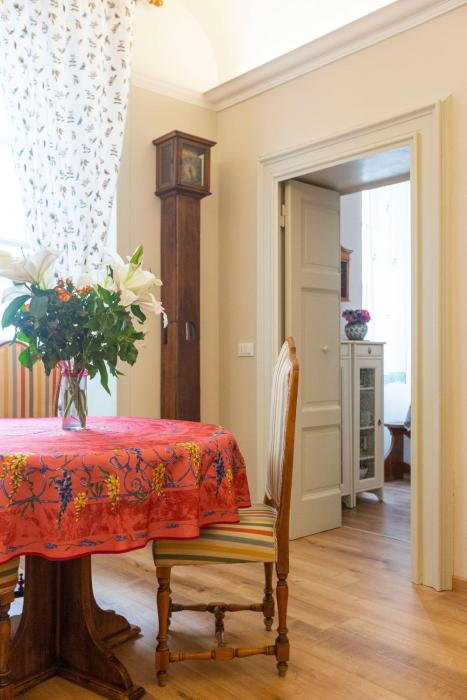 Apartment Vespucci- quite Historic Palace