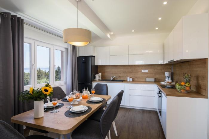 Apartment Silver Star