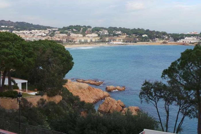 Costa Brava Sagaró frontbeach, cala acces