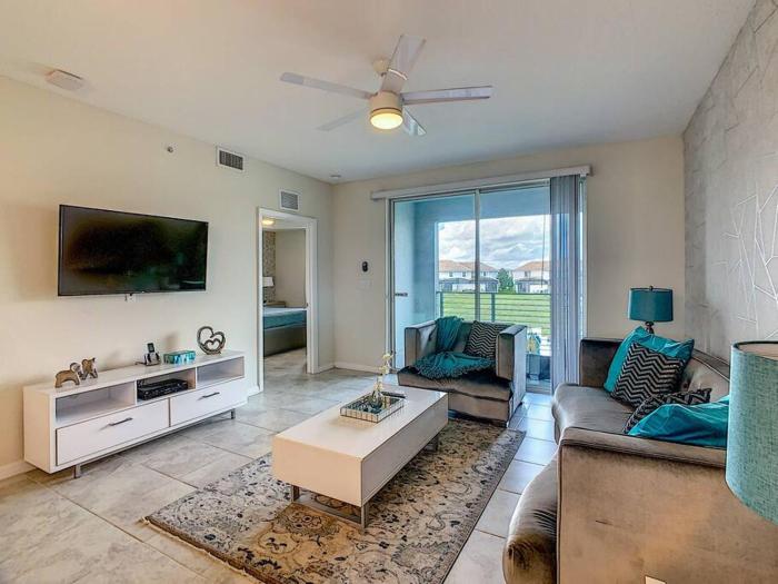 Last minute deal! Brand New 2bed apt near Disney
