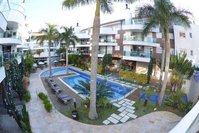 Cobertura Espetacular com Jacuzzi Privativa em Condo de Luxo