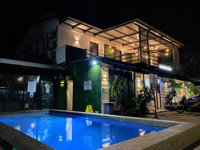 The Sky Inn