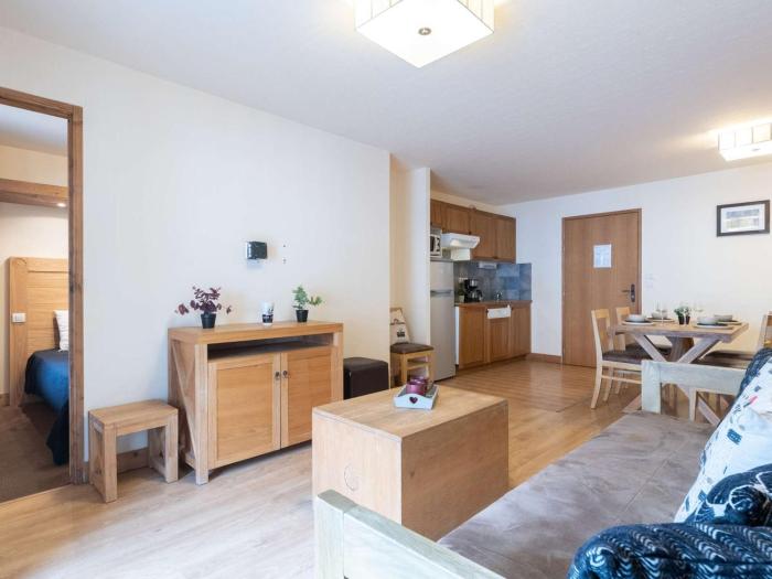 Appartement de 8 personnes avec piscine et sauna, centre-ville Saint-Lary-Soulan - FR-1-296-405