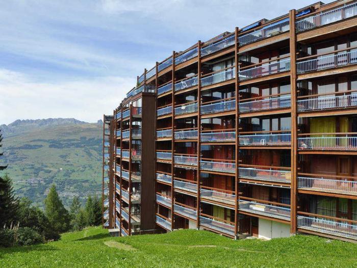 Appartement cosy au centre avec balcon et Wifi gratuit - FR-1-346-435