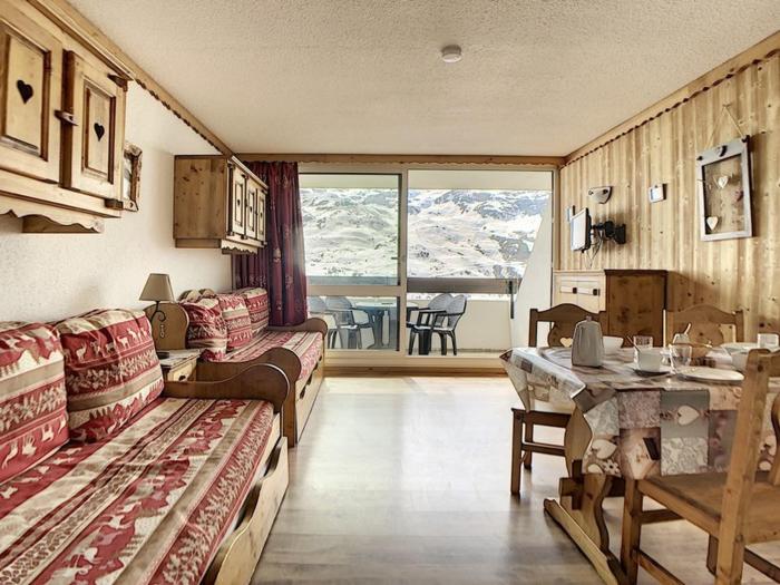 Studio lumineux ski aux pieds avec balcon sud - FR-1-344-784