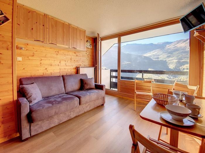 Studio rénové ski aux pieds avec balcon, 3 pers - FR-1-344-890