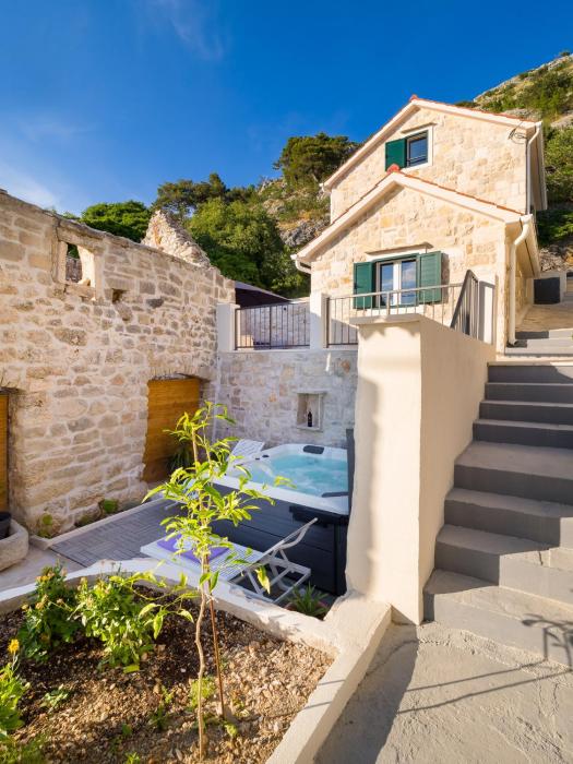 Vila Murva GP - fantastic sea view with hot tub