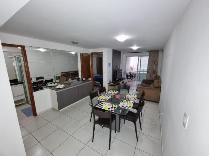 Apto Próximo Praia com 02 Quartos