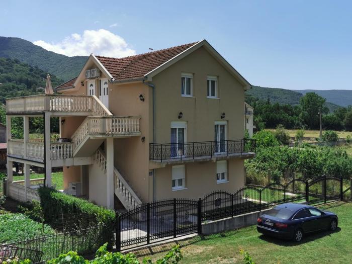 Ana apartmani Zelenika