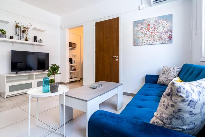 Milas 1-BR Apartment in Larnaca