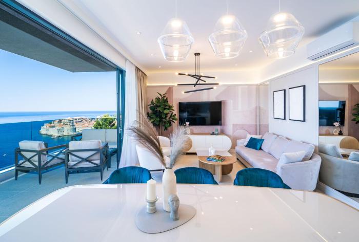 Luxury 2 BD Apartment Ika Marie - Dubrovnik Old Town with Jacuzzi and Parking