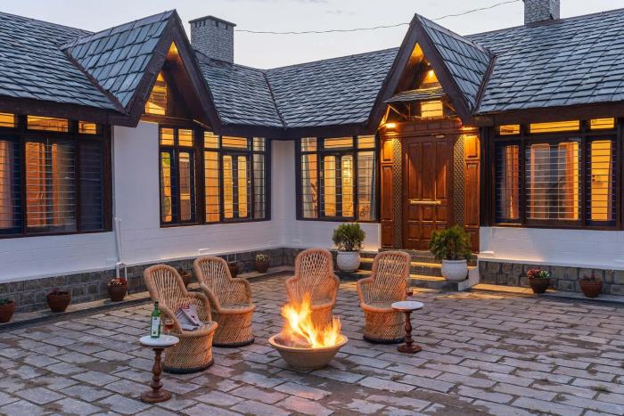 StayVista at Vintage Musings 3BR in Dharamshala with vintage charm