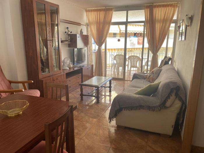 Apartment 424 next to the beach in the sun, DMSII building.