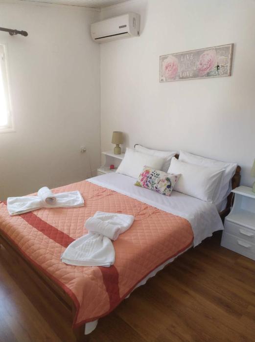 Eutyxia House in Gaios Walk to Center & Beaches