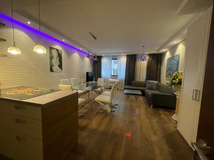 Luxury Apartments In Top City Center Varna 2