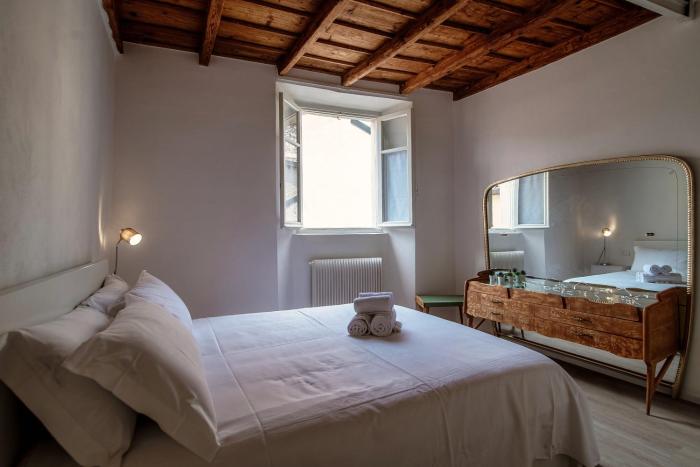 Silvia Como House - The House Of Travelers