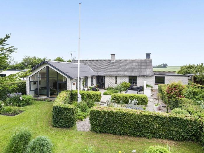 8 person holiday home in Vesløs-By Traum
