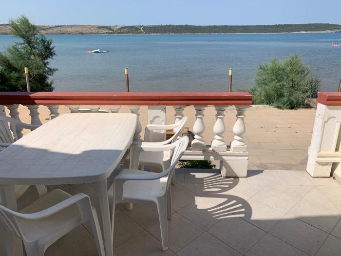 Apartment for 6 Persons direct seaside, ground floor