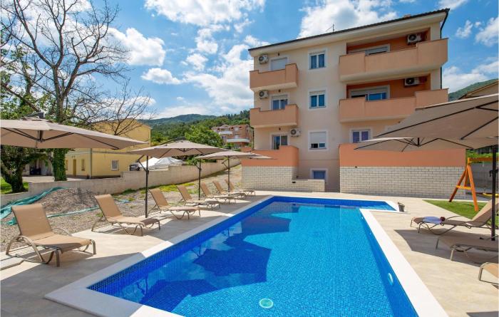 Awesome Apartment In Opric With Outdoor Swimming Pool, Wifi And 1 Bedrooms