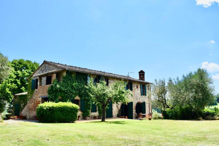 Podere Bargnano Cetona, Sleeps 12, Pool, WiFi, Air conditioning