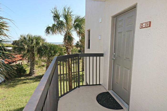 Ocean Village Club Q28