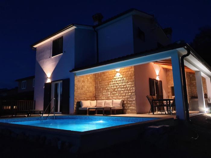 Villa El Istria Rabac- Private Pool & BBQ
