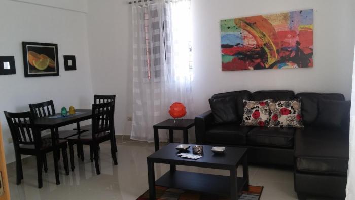 Furnished apartment in a class A area, with new and modern furniture