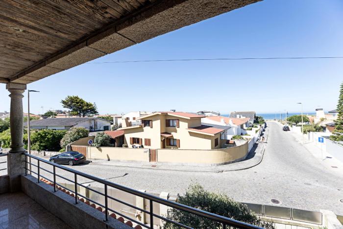 Mindelo Villa Beach by LovelyStay