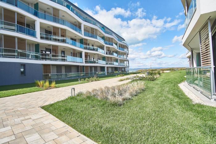 Azúr Apartment - hostAID