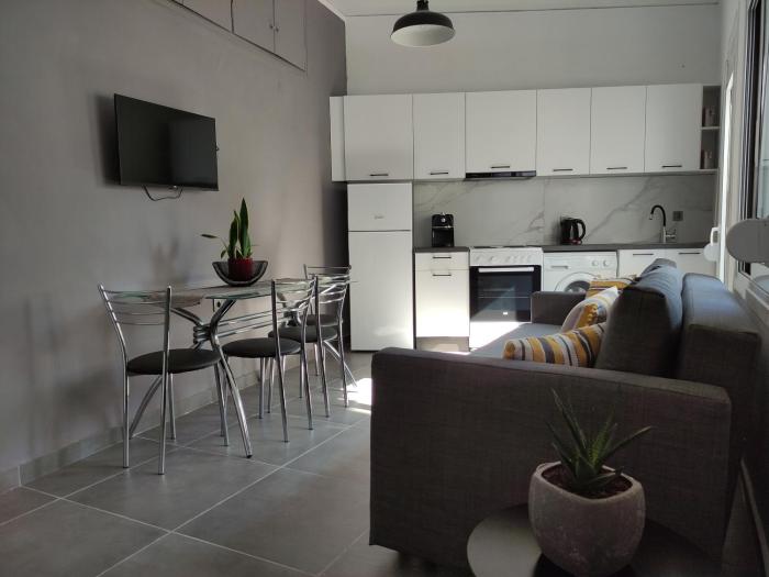 Karavela Street Apartment