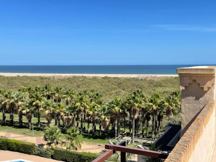 ÁTICO VISTAS LATERALES AL MAR