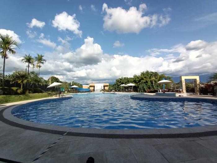 Apartasol 204A - Jacuzzi, piscinas, wifi para 6 personas en La Tebaida, Quindío