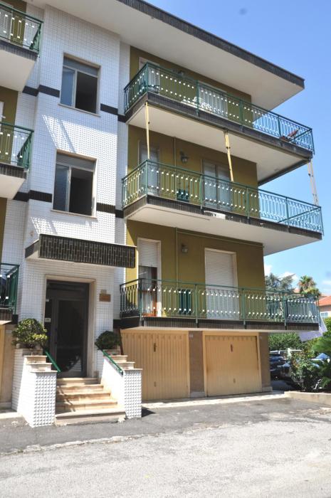 VIALE REPUBBLICA 329 9