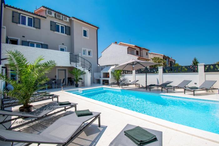 Beautiful Villa Enka in Banjole,Pula
