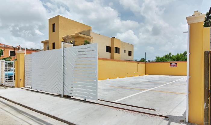 Sunset Single Room Retreat in Santo Domingo Este