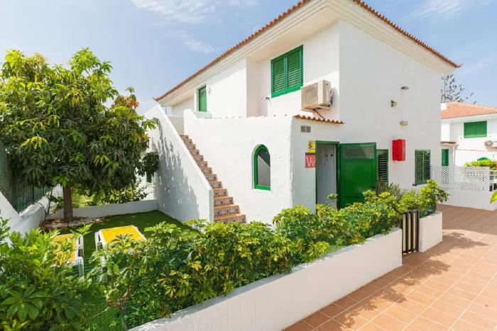 Las Burrras Buigues Beach