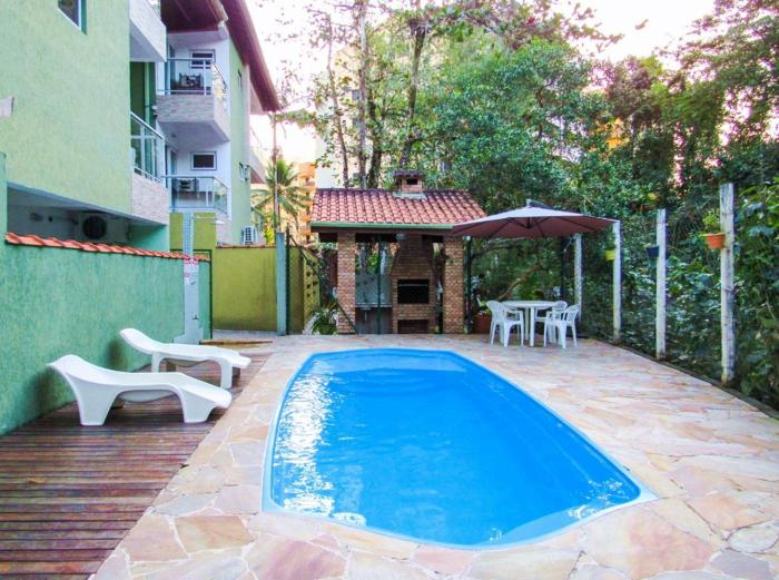 Apto c churrasq privativa na Praia de Tabatinga SP