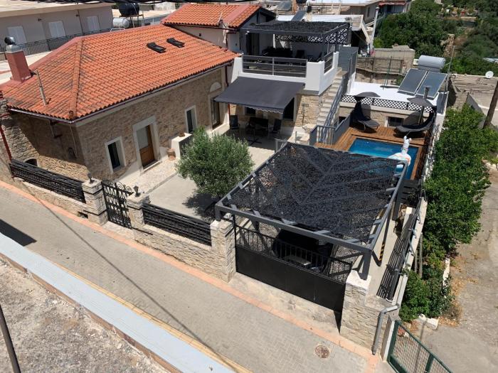 Crete island Iraklion Thrapsano House for up to 8 Persons
