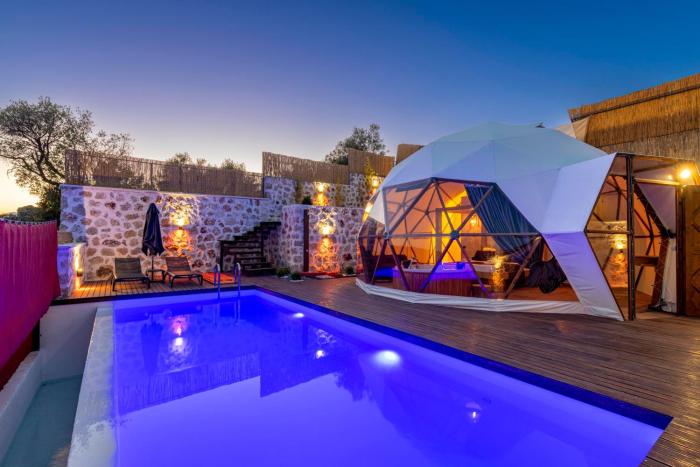 Kalkan Dome Suites & Deluxe -Honeymoon Glamping in Kalkan-Antalya