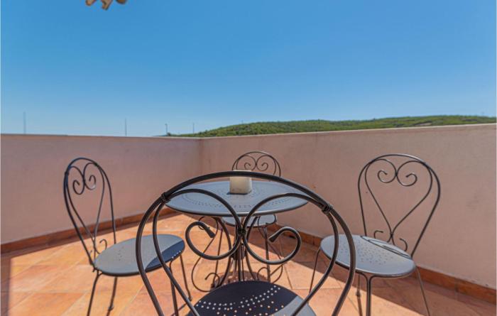 Gorgeous Home In Dubrava With Wifi