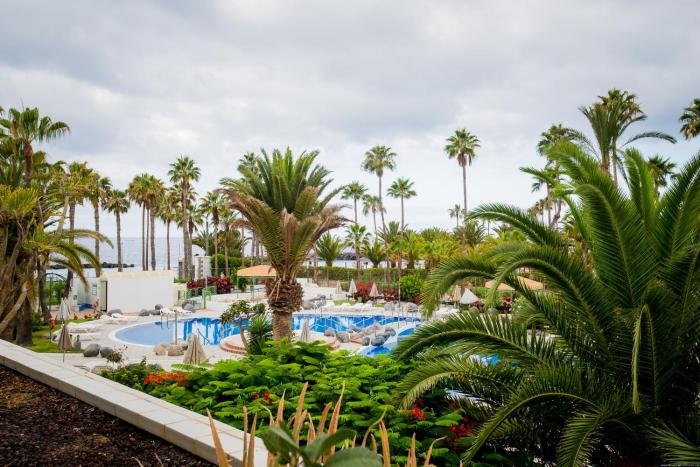 White Studio - La Caleta