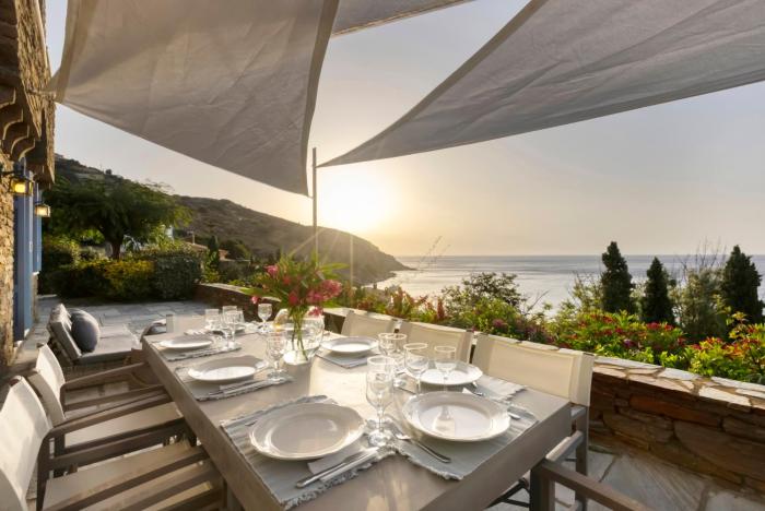 Seabreeze house by the sea by Andros Villas Collection