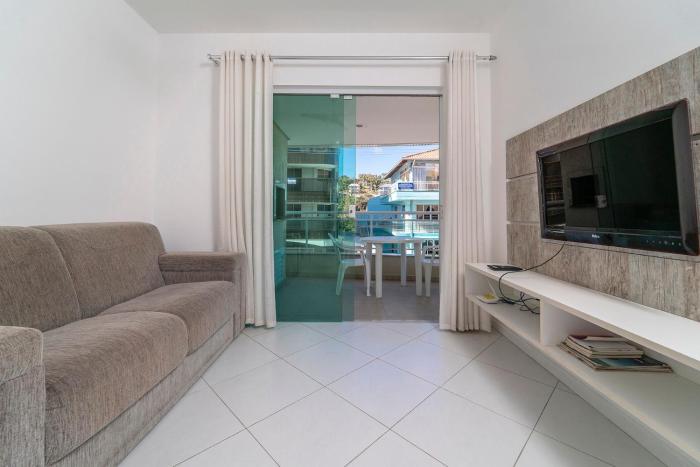 Apartamento 2 dormitórios no centro de Bombinhas com 1 suite