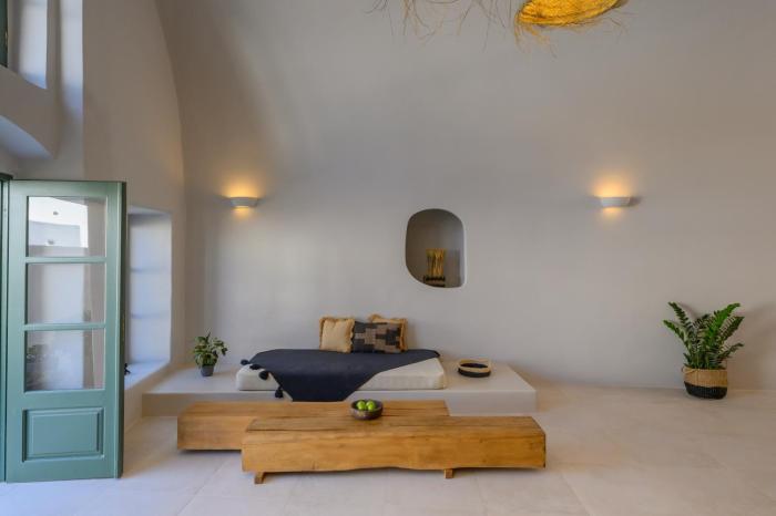 Elements Cave Suites