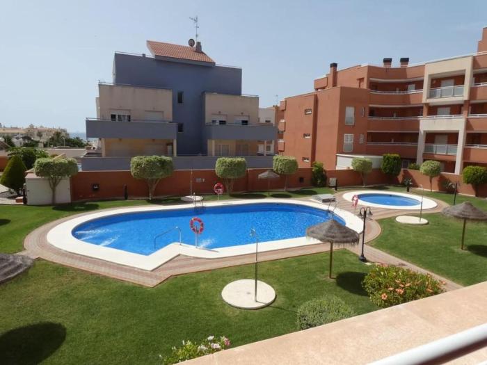 Apartment in Roquetas near the beach