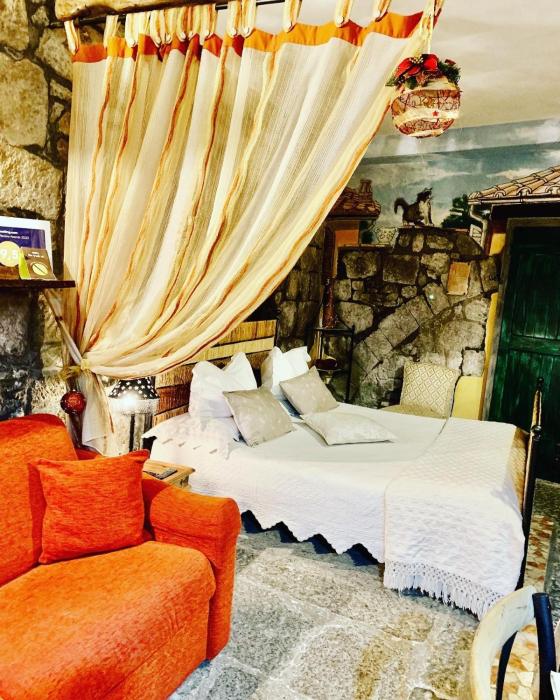 LAntico Loco Commodo