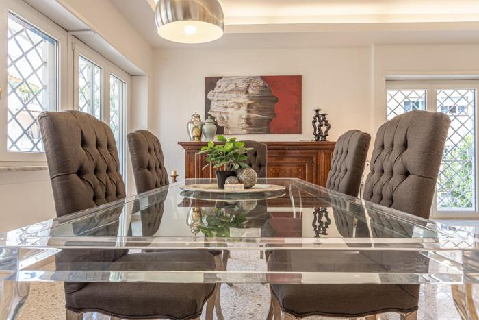 Ginevra Prestigious Apartment with Balcony close the Vatican