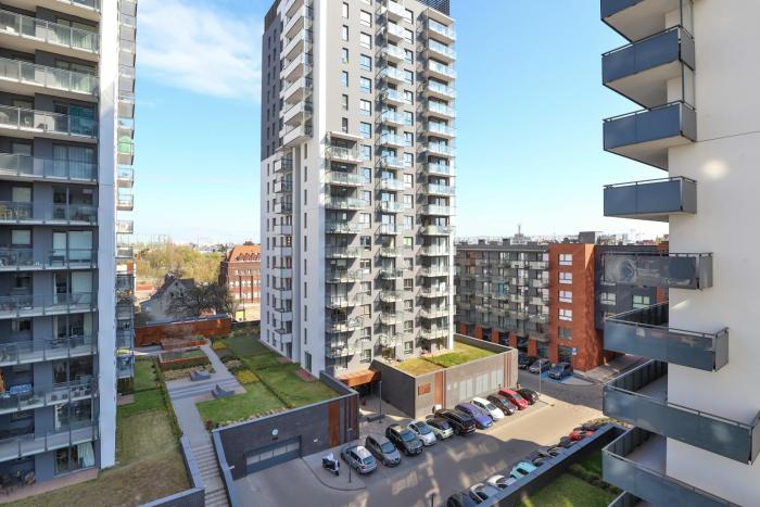 Old Town Bastion Walowa Apartments by Noclegi Renters