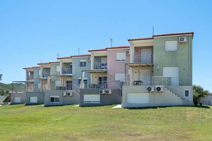 Palm Tree Maisonettes #FeelsLikeHome