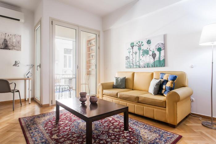 Neat Kolonaki Apartment, Athens City Centre - NV8